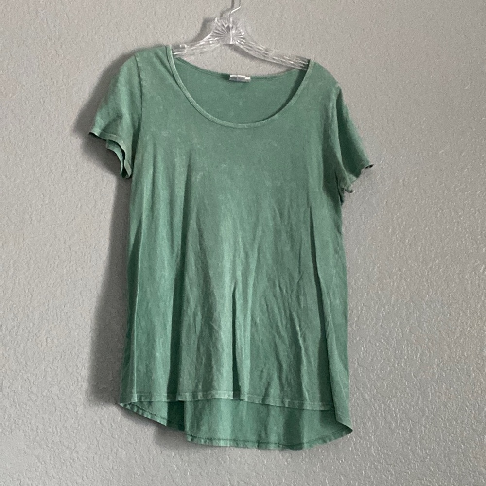 *5 for $20!* Lularoe Classic tee Small light acid wash green vintage look